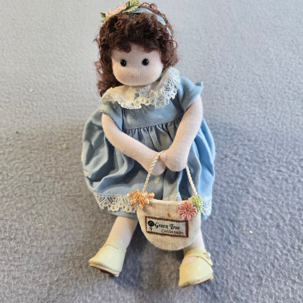 Unbranded Musical Wind-up Doll Girl 8" Blue Lace Dress Brown Hair